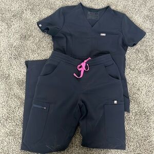 Figs Yola pants and Catarina slim top